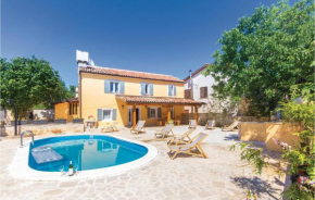 Amazing Home In Kringa With Wifi
